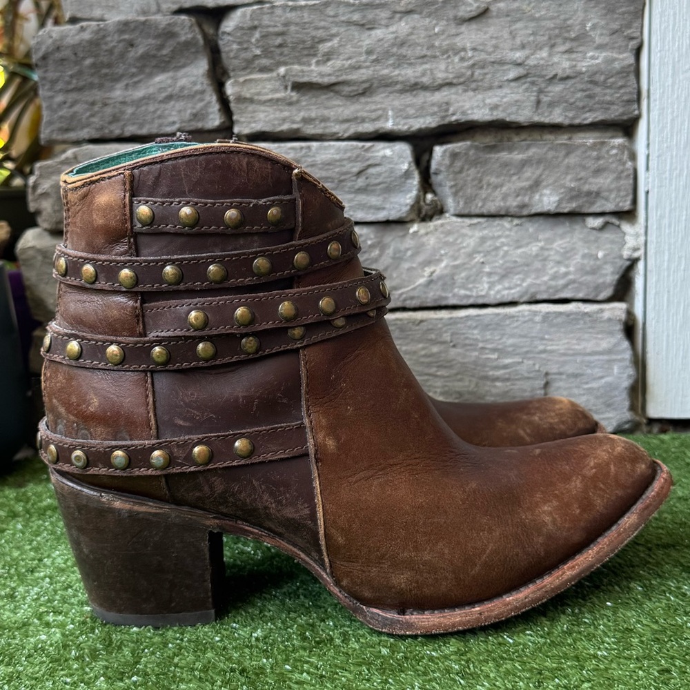 Corral Brown leather Studded Women’s Ankle Boots - Picture 2 of 11